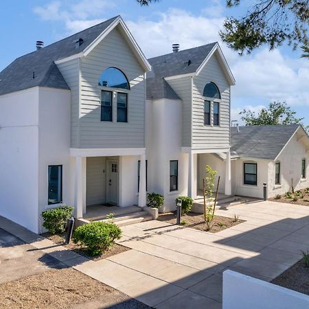 Peaceful Phoenix Getaway - Central Location, Family-Friendly & Pool Table! المظهر الخارجي الصورة